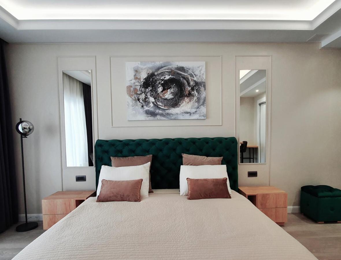 Residence 81 Mamaia Luaran gambar